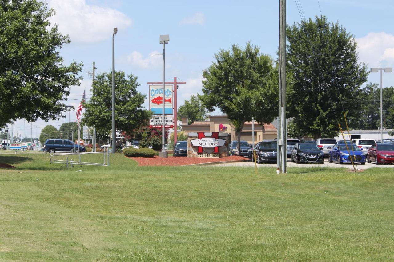 Travel Inn Of Buford Exterior foto